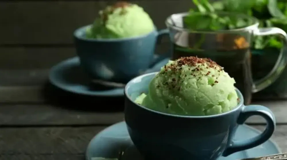 Creamy Green Tea Ice Cream