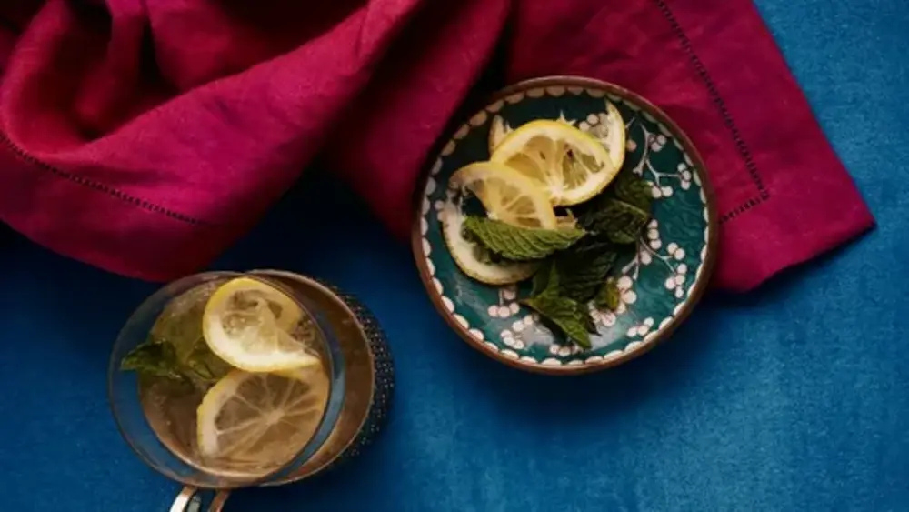 5 Amazing Benefits of Green Tea and Mint Tea for Health