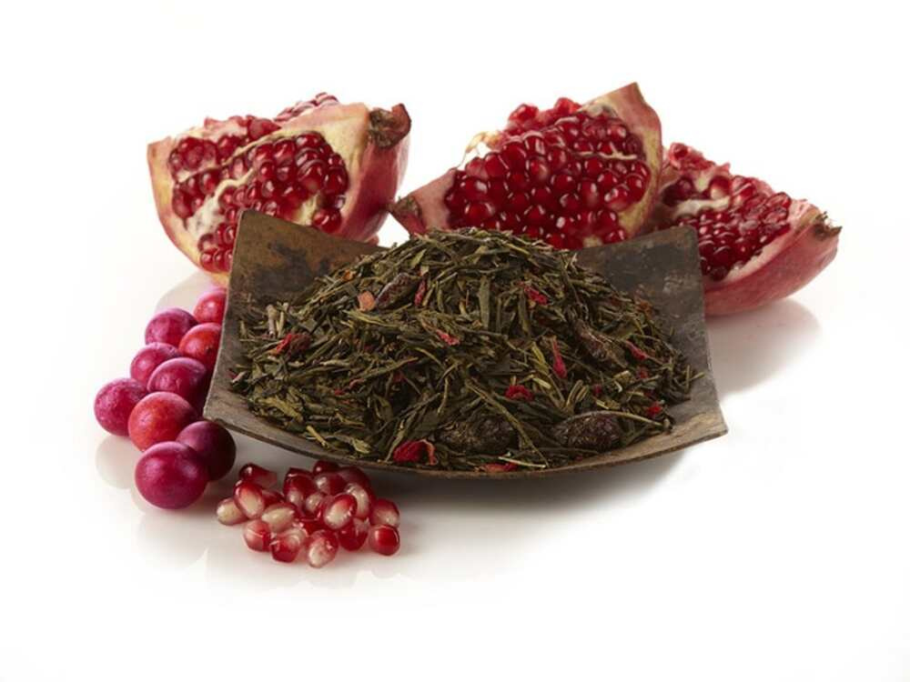 Green Tea and Pomegranate