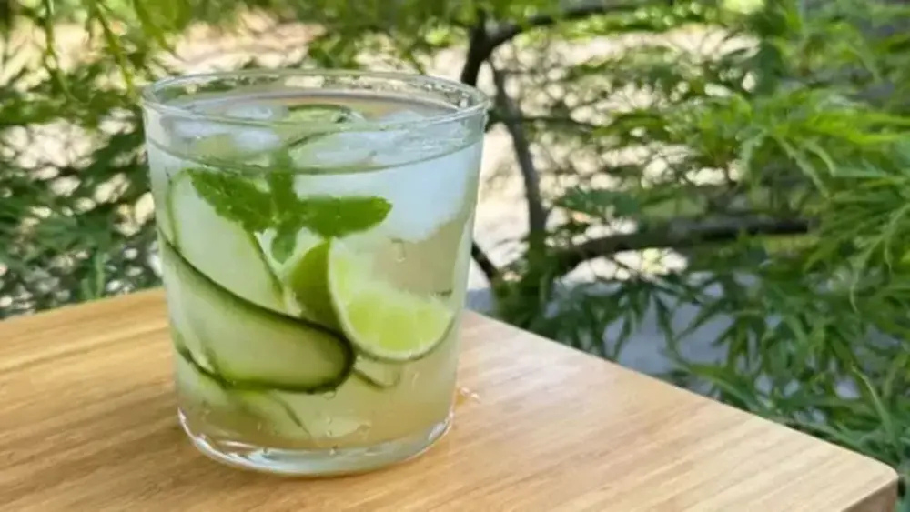 Top 7 Lychee Green Tea Benefits 